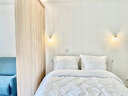 Splendid Studio With Swimming Pool Next to Monaco