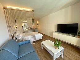 Splendid Studio With Swimming Pool Next to Monaco