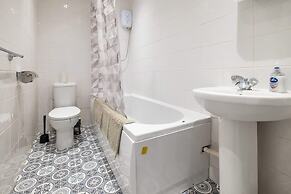Perfect Booking 2 Bed Home in Hitchin