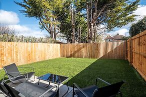 Perfect Booking Private Garden Large Parking
