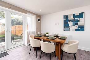 Perfect Booking Private Garden Large Parking