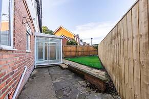 Perfect Booking 5 min Drive to Blyth Beach
