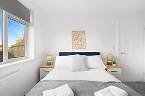 Perfect Booking 5 min Drive to Blyth Beach