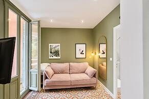 Beausoleil Charming Apartment