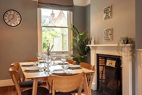 Cosy Reading Home - Superfast Wifi Private Garden