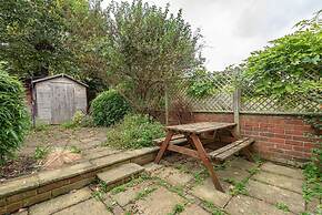 Cosy Reading Home - Superfast Wifi Private Garden