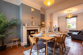 Cosy Reading Home - Superfast Wifi Private Garden