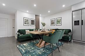 Southampton Getaway Huge Home Garden Sleeps 10
