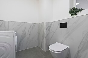Southampton Getaway Huge Home Garden Sleeps 10