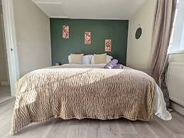 Perfect Booking 2 Bed Home in Merthyr Tydfil