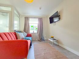 Perfect Booking 2 Bed Home in Merthyr Tydfil