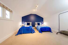 Ipswich City Centre Stay 2BR 2bath Flat for 6 Guests