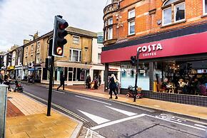 Central Ipswich Stay for 4 Budget-friendly Convenient