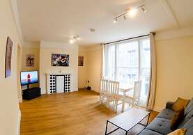 Central Ipswich Stay for 4 Budget-friendly Convenient