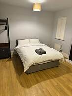 4BR 2bath Home in Colchester Perfect for Big Group