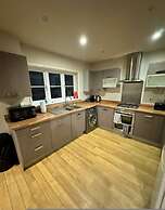4BR 2bath Home in Colchester Perfect for Big Group