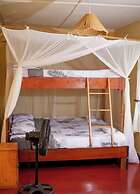 The Bay Cottage 4BR Retreat in Cape Maclear