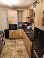 Spacious 3BR Haven in Tilbury With Free Parking