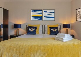 Contractor Stay Hatfield Free Parking Sleeps 4