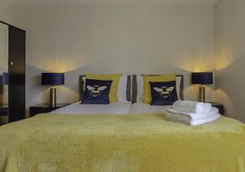 Contractor Stay Hatfield Free Parking Sleeps 4