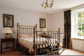 Prospect House Elegant Georgian 4BR Home Durnham