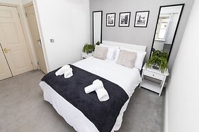 3BR Thames Retreat Heathrow 10min Train 5min