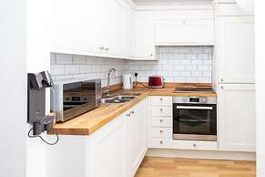 3BR Thames Retreat Heathrow 10min Train 5min