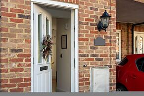 3BR Thames Retreat Heathrow 10min Train 5min