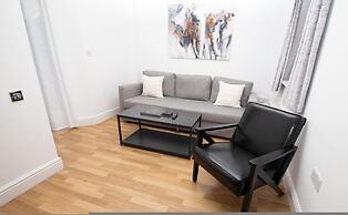 3BR Thames Retreat Heathrow 10min Train 5min