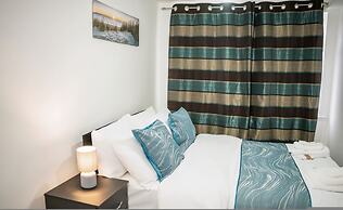 Modern Spacious 4-bedroom Residence in Crumpsall