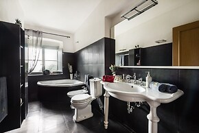 Botticelli Executive Apartament Villa Guinigi