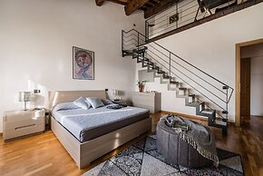 Caravaggio Deluxe Apartment Villa Guinigi