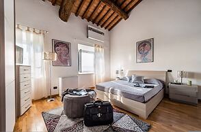 Caravaggio Deluxe Apartment Villa Guinigi