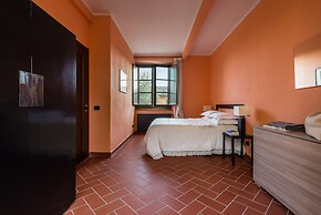 Panoramic Appartment With Garden