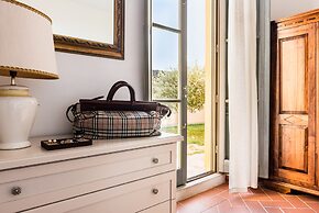 Panoramic Appartment With Garden
