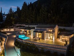 Smirties Villa Phaena 2bed