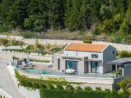 Smirties Villa Phaena 2bed