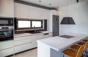 Smirties Villa Phaena 2bed