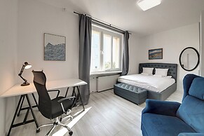 RentPlanet - Apartament przy pl Legionów