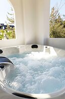 Sinani Beachfront Gems Rhodes - Suite With Jacuzzi