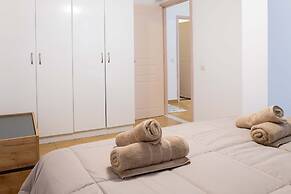 Sinani Beachfront Gems Rhodes - Jacuzzi Apartment