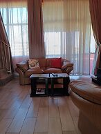 1 Bed Flat - Sleeps 2 - Parking - Wifi