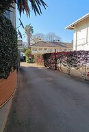1 Bed Flat - Sleeps 2 - Parking - Wifi