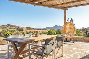 Revery Villa & House