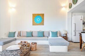 Revery Villa & House