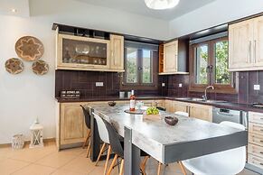Revery Villa & House