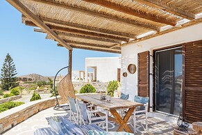 Revery Villa & House