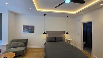 Harrow Boutique Suites and Rooms