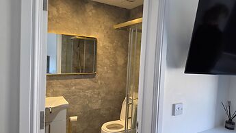 Harrow Boutique Suites and Rooms