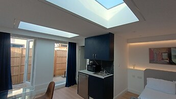 Harrow Boutique Suites and Rooms